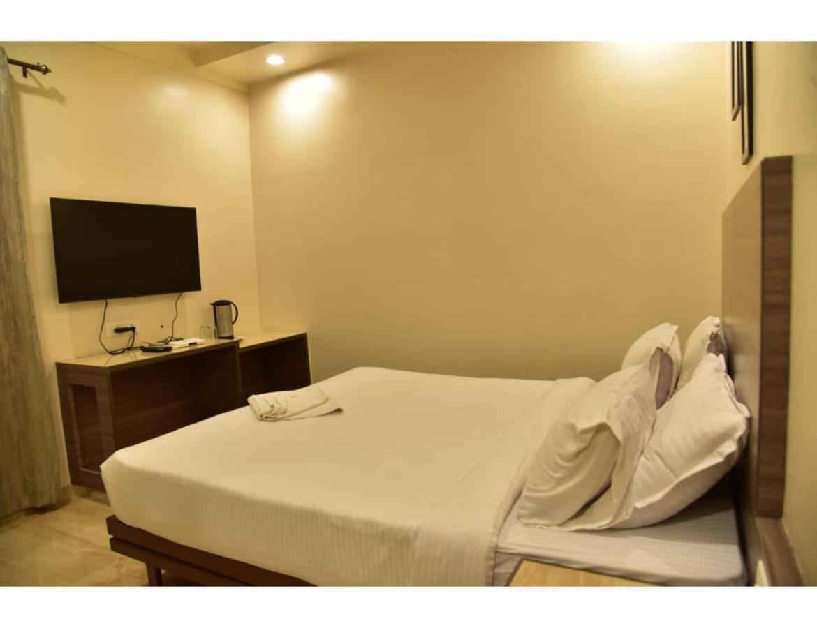 Hotel Dwarka, 나그푸르 외부 사진